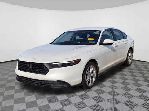 Certified 2023 Honda Accord LX image 2