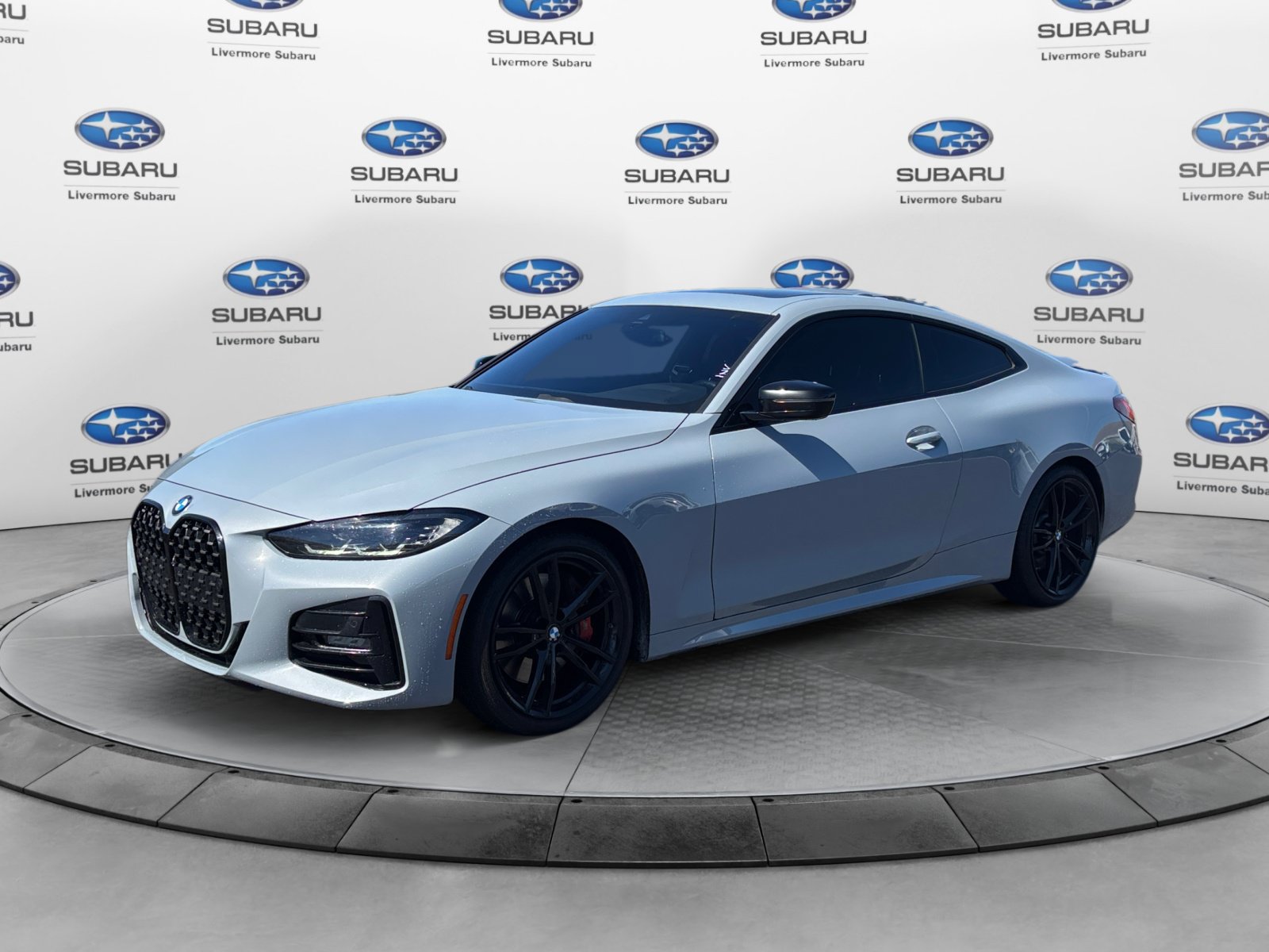Used 2023 BMW 430i Coupe w/ M Sport Package RWD image 2