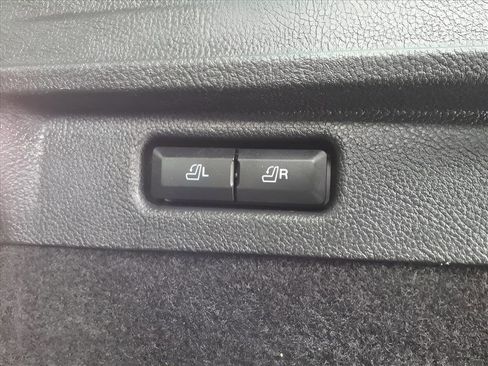 Used 2022 Lincoln Corsair Reserve w/ Equipment Group 201A image 11