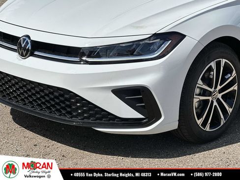 Used 2026 Volkswagen Jetta Sport FWD image 6