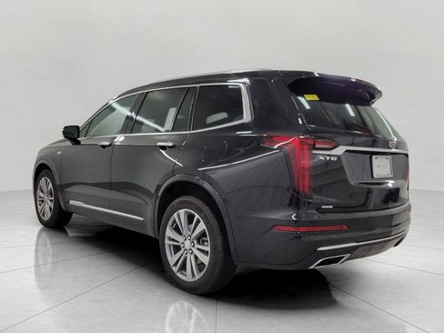 Used 2025 Cadillac XT6 Premium Luxury image 21