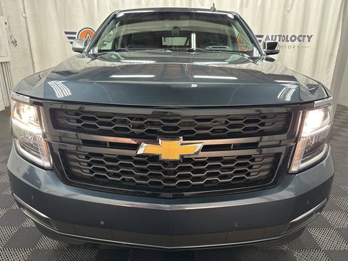 Used 2020 Chevrolet Suburban Premier image 3