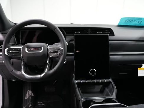 New 2026 GMC Terrain Elevation image 2