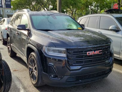 Used 2023 GMC Acadia SLT w/ Elevation Edition