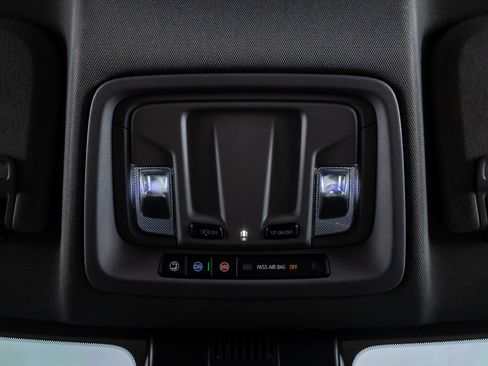 Used 2024 Chevrolet Silverado 2500 LTZ image 28