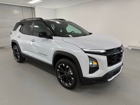 New 2026 Chevrolet Equinox RS image 3