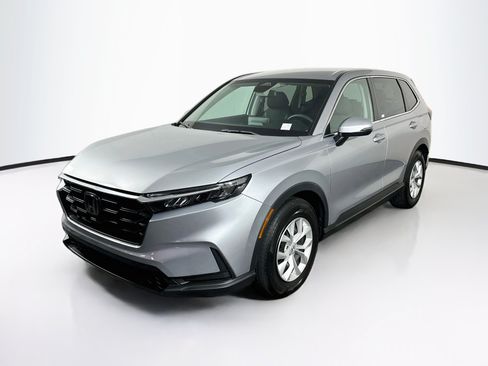 Used 2025 Honda CR-V LX image 3