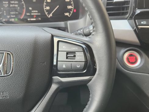 Used 2025 Honda Odyssey EX-L image 29