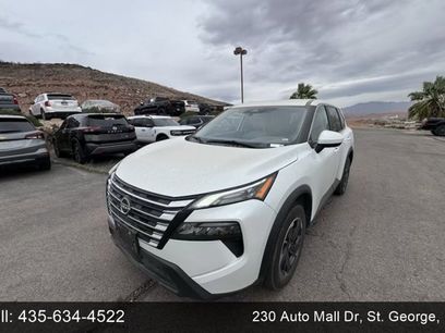 Used 2025 Nissan Rogue SV