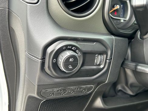 New 2026 Jeep Gladiator Mojave image 45