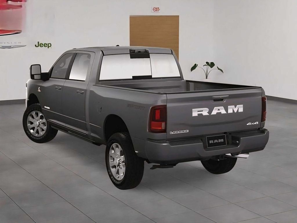 New 2025 RAM 2500 Laramie AWD/4WD image 9