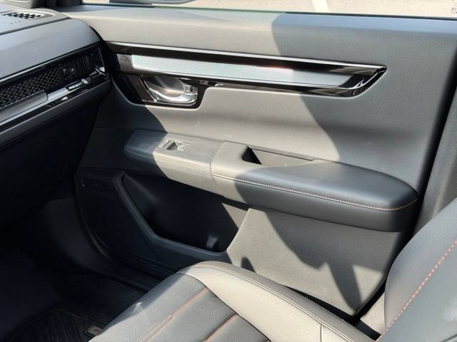 Used 2025 Honda CR-V Sport Touring image 28