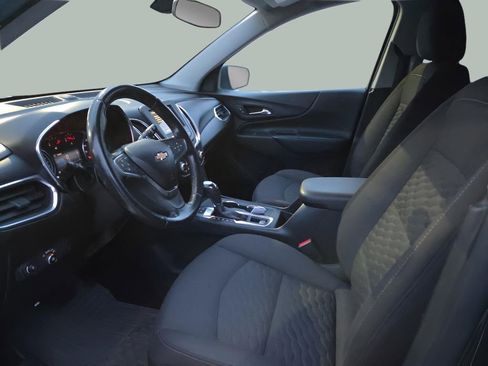 Used 2019 Chevrolet Equinox LT image 12