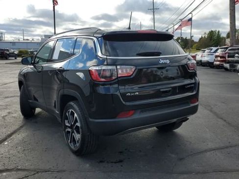 Certified 2022 Jeep Compass Limited image 2