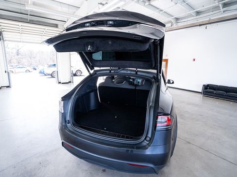 Used 2024 Tesla Model X image 53