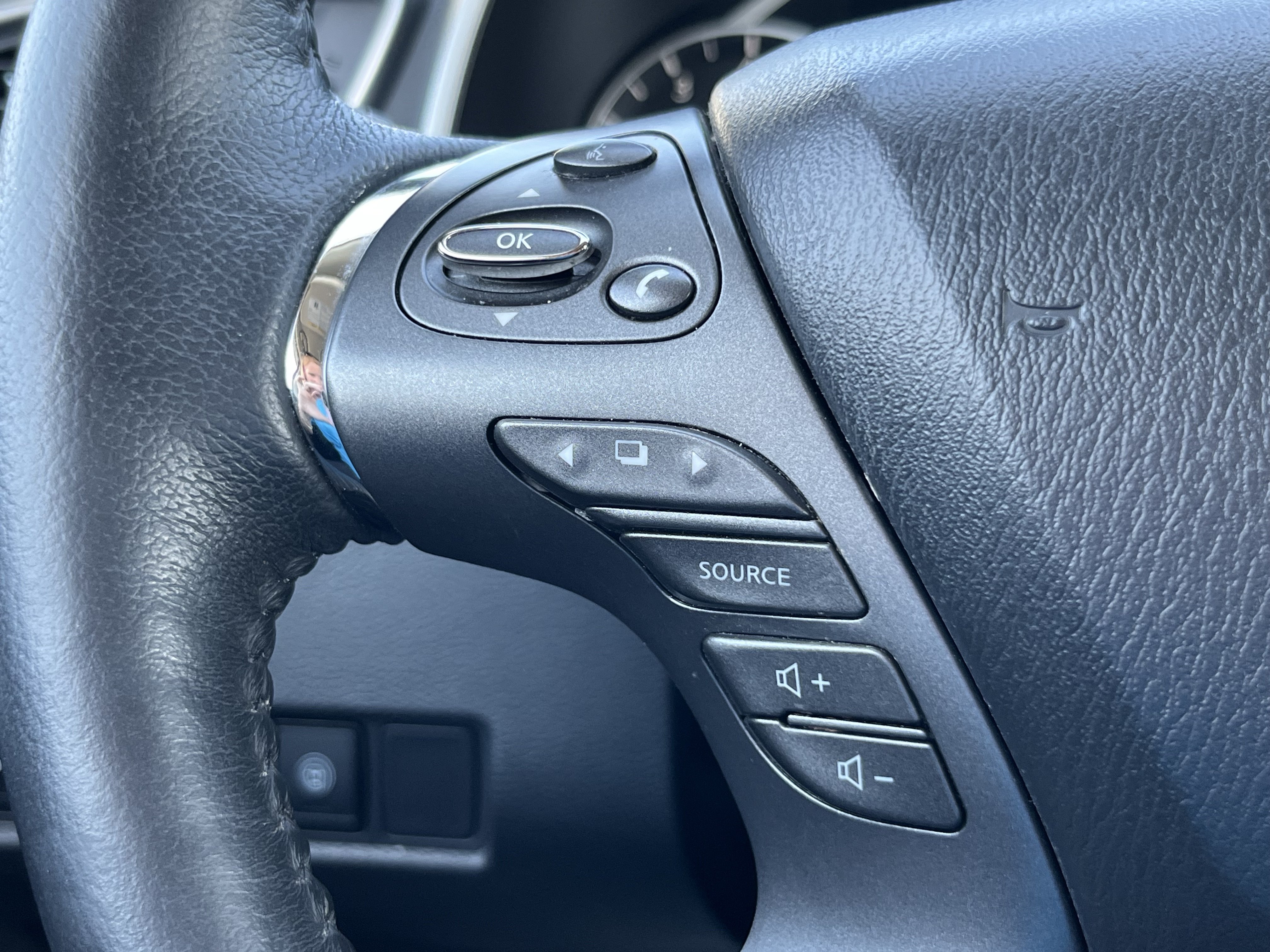 Used 2020 Nissan Murano SL w/ Moonroof Package AWD/4WD image 27