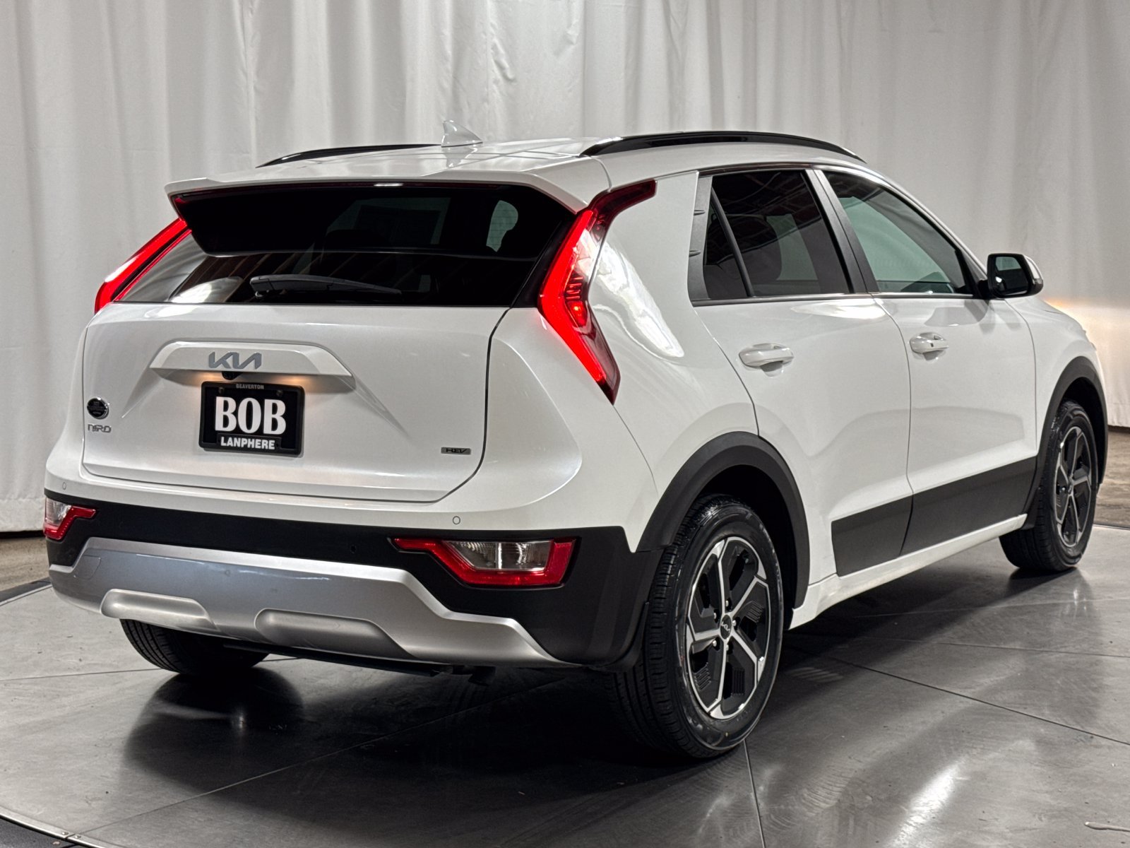 Used 2023 Kia Niro EX FWD image 10