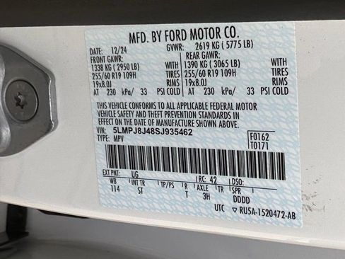 Used 2025 Lincoln Nautilus Premier w/ Equipment Group 102A AWD/4WD image 31