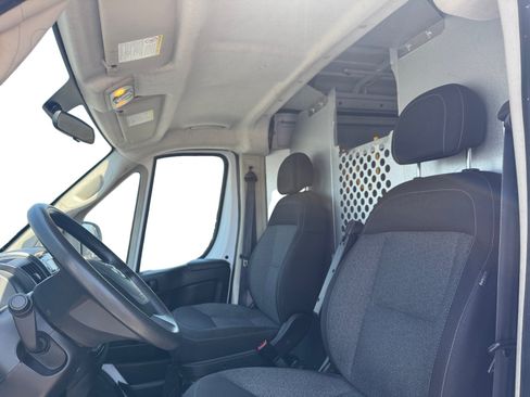 Used 2020 RAM ProMaster 2500 FWD image 9
