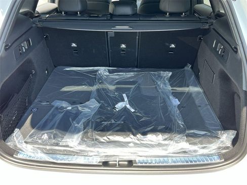 Certified 2025 Mercedes-Benz GLC 300 4MATIC image 24