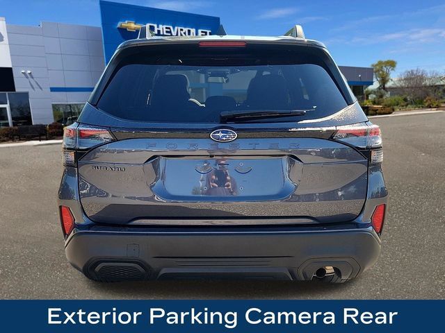Used 2025 Subaru Forester Premium AWD/4WD image 6