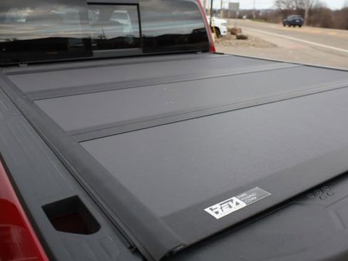 Used 2023 GMC Canyon Denali image 27