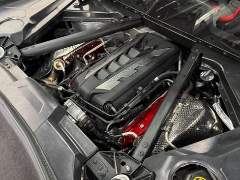 Used 2020 Chevrolet Corvette Stingray Coupe w/ Z51 Performance Package RWD image 33