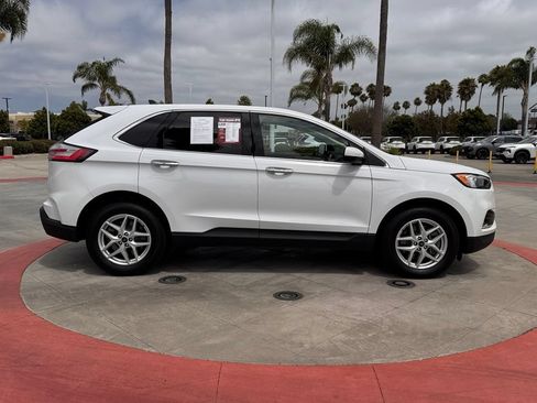 Used 2022 Ford Edge SEL AWD/4WD image 9