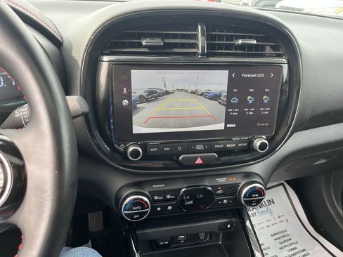 Certified 2024 Kia Soul GT-Line w/ Option Group 020 FWD image 23