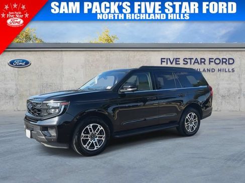 Used 2025 Ford Expedition Active RWD image 4