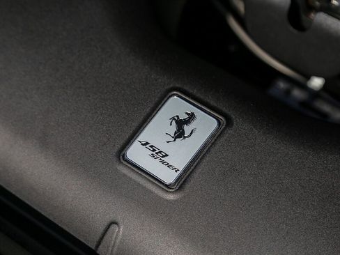 Used 2013 Ferrari 458 Spider RWD image 52