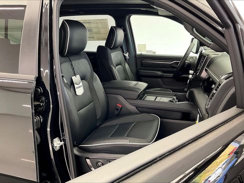 New 2026 RAM 1500 Limited AWD/4WD image 9