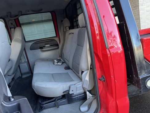 Used 2006 Ford F350 Lariat image 28