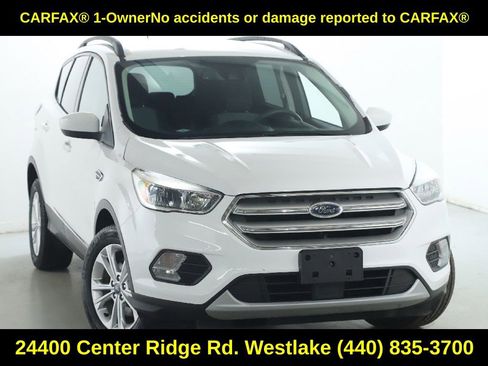 Used 2018 Ford Escape SE w/ Ford Safe & Smart Package image 2