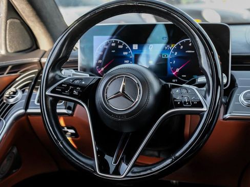 Used 2023 Mercedes-Benz S 580 4MATIC Sedan image 13