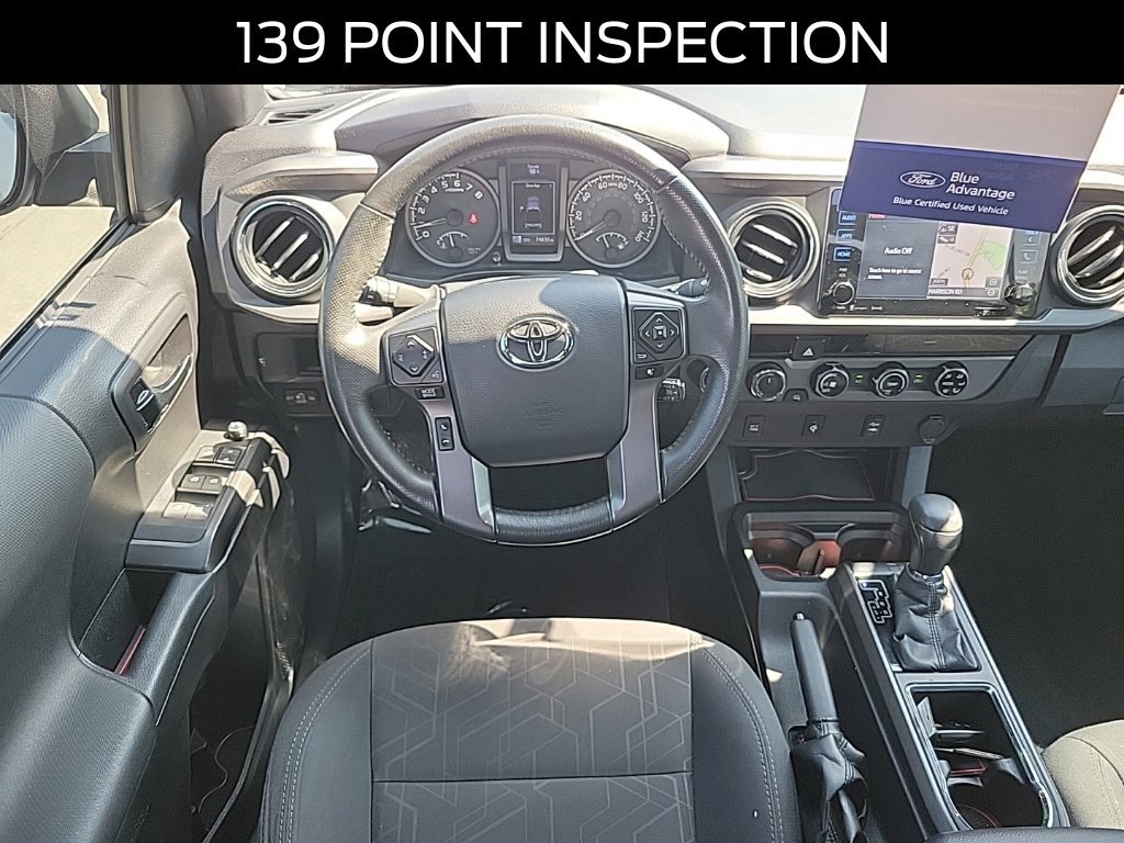 Used 2017 Toyota Tacoma TRD Sport w/ Tow Package (A/T) AWD/4WD image 9