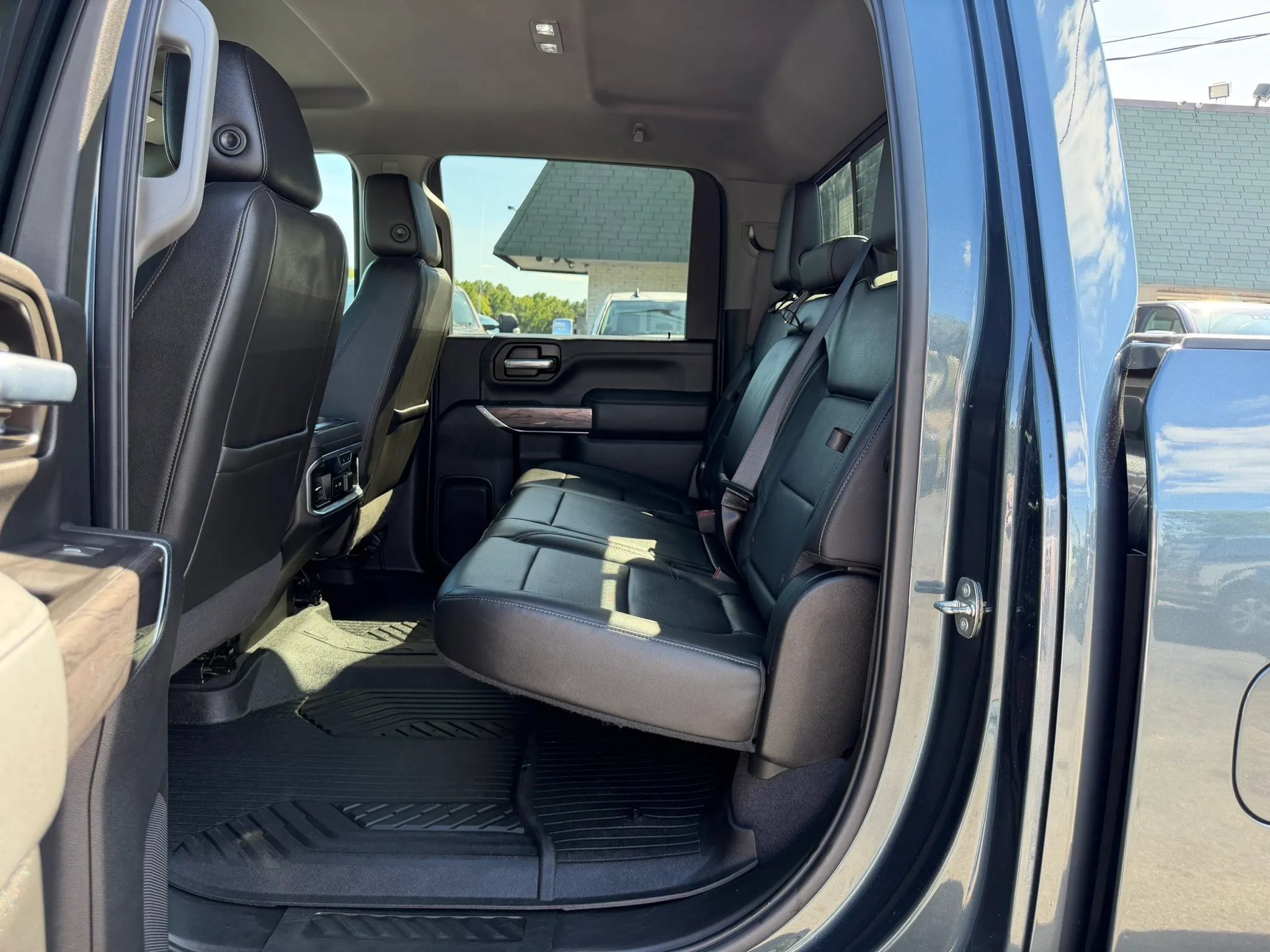 Used 2020 Chevrolet Silverado 2500 LTZ w/ LTZ Plus Package AWD/4WD image 20