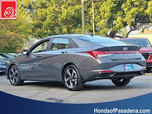 Used 2023 Hyundai Elantra SEL w/ Convenience Package image 7