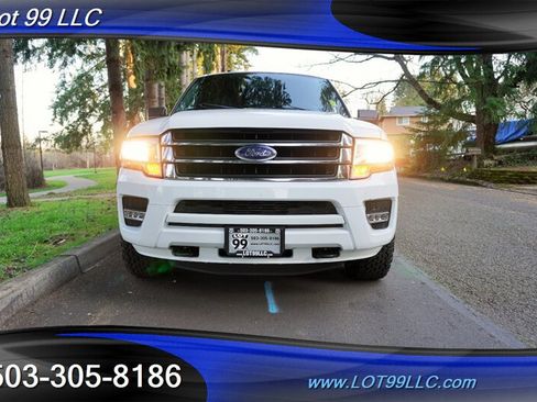 Used 2017 Ford Expedition XLT AWD/4WD image 6