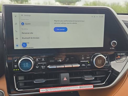 New 2026 Toyota Highlander Platinum image 21