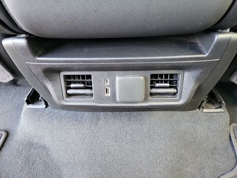 Used 2026 GMC Sierra 1500 SLT RWD image 11
