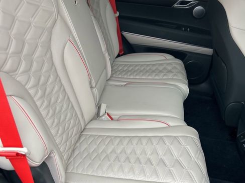 Used 2025 Genesis GV80 3.5T image 13