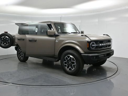 New 2026 Ford Bronco Outer Banks AWD/4WD image 31