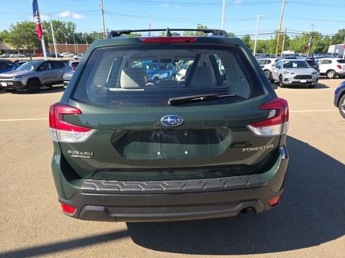 Used 2022 Subaru Forester AWD/4WD image 7