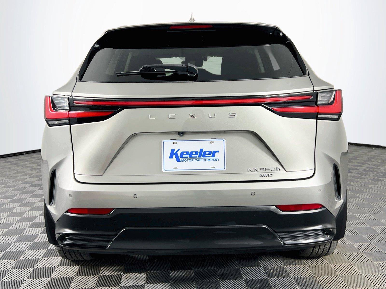 Used 2024 Lexus NX 350h AWD image 5