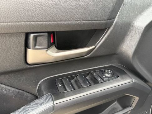 Used 2025 Toyota Tacoma TRD Off-Road image 25