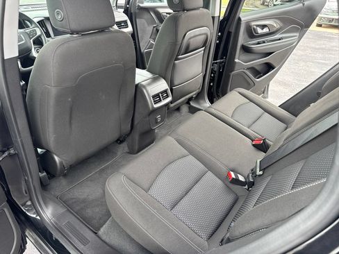 Used 2024 GMC Terrain SLE w/ Driver Convenience Package AWD/4WD image 12