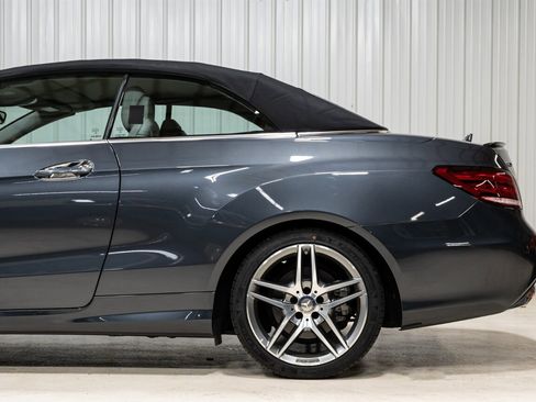 Used 2016 Mercedes-Benz E 400 Cabriolet image 4