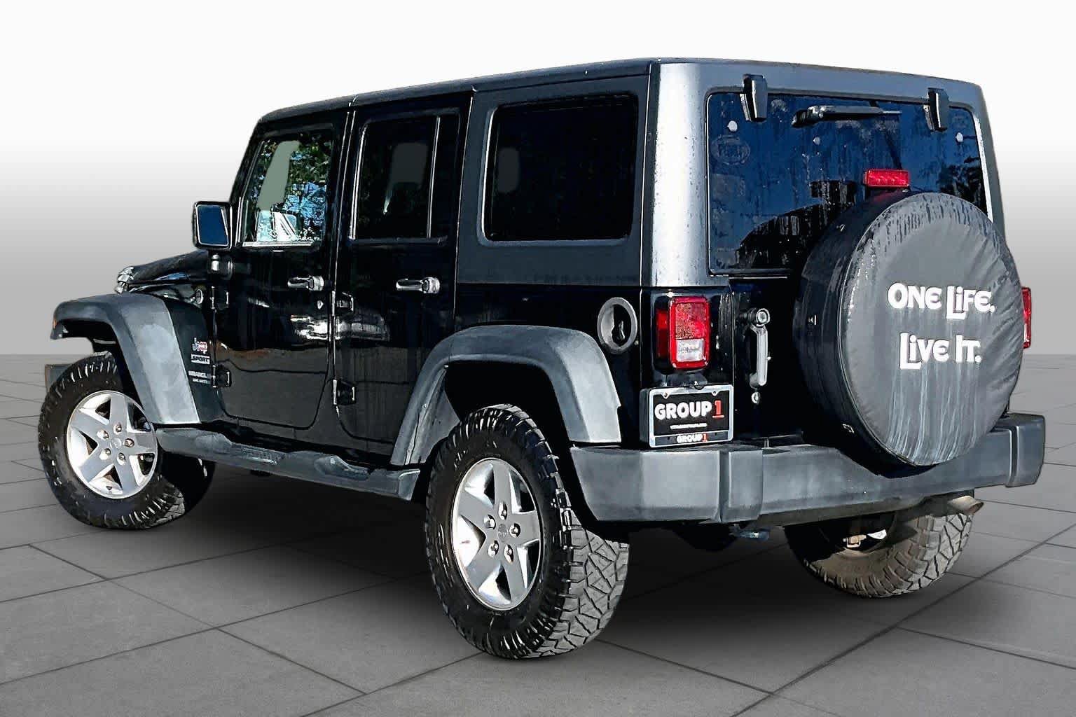 Used 2014 Jeep Wrangler Unlimited Sport w/ Quick Order Package 24S AWD/4WD image 11