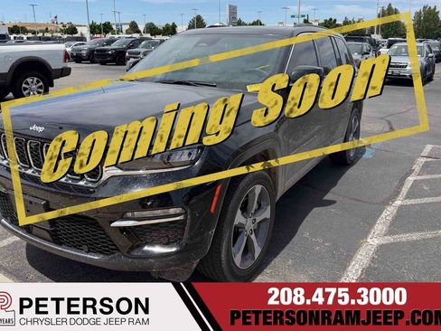 Certified 2025 Jeep Grand Cherokee Limited w/ Luxury Tech Group II AWD/4WD image 1
